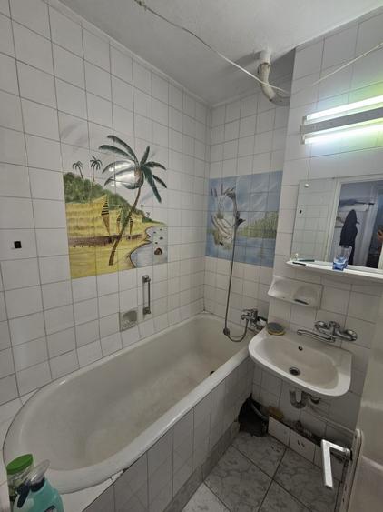 Apartament cu 3 camere semidecomandat, mobilat în Grigorescu