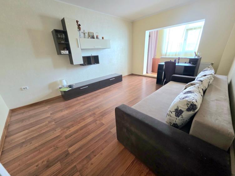 Apartament cu 2 camere decomandat în Radu Negru