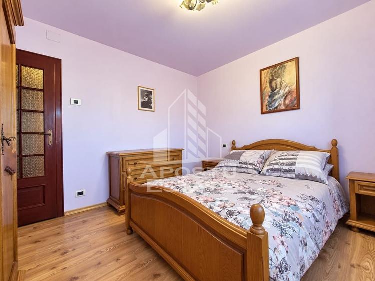 Apartament cu 4 camere decomandat, mobilat în Malul Mureșului
