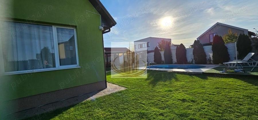Casă individuală cu 6 camere cu Piscina în Săcălaz