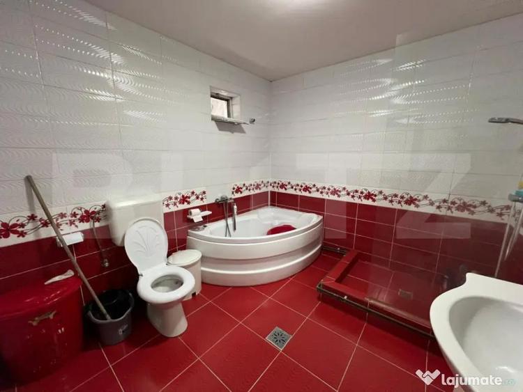 Casă cu 5 camere cu Teren 155 Mp în Brestei