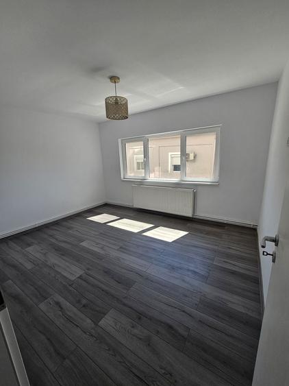Apartament cu 2 camere decomandat în Dorobanților