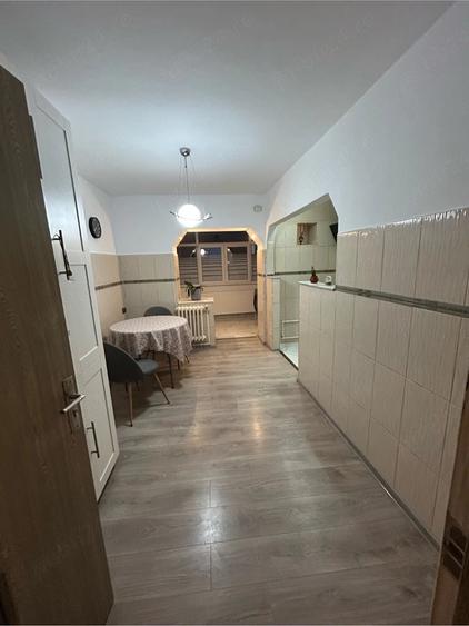 Apartament cu 4 camere decomandat în Ultracentral