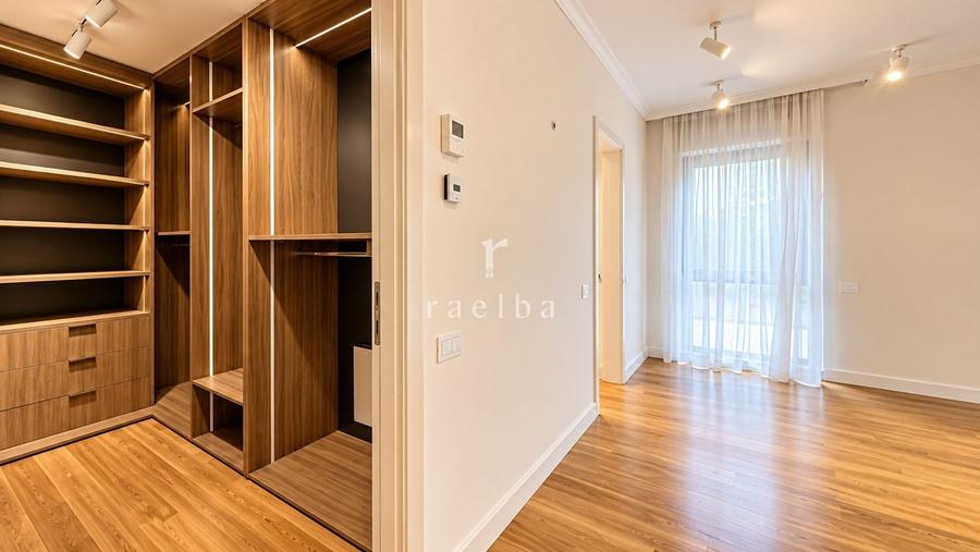 Apartament cu 4 camere decomandat, mobilat în Dorobanți