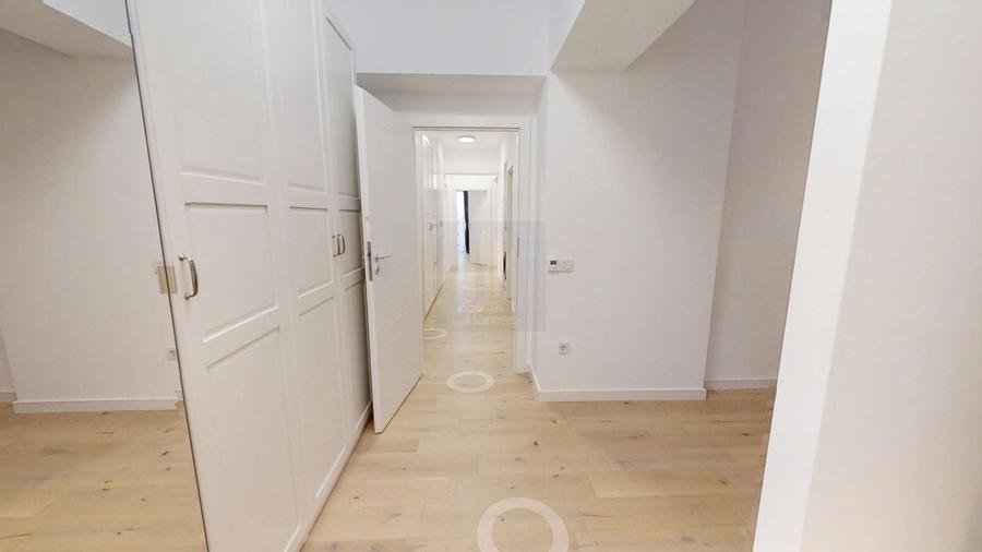 Apartament cu 4 camere decomandat, mobilat în Pipera