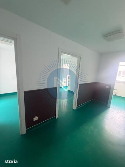 Casă cu 10 camere cu Teren 200 Mp în Grivița
