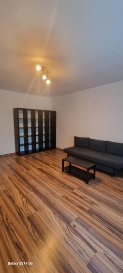 Apartament cu 3 camere decomandat în Brâncoveanu
