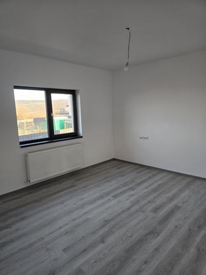 Casă cu 3 camere în Bârnova