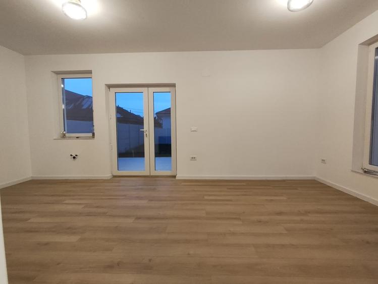 Casă individuală cu 3 camere cu Teren 330 Mp în Samurcași