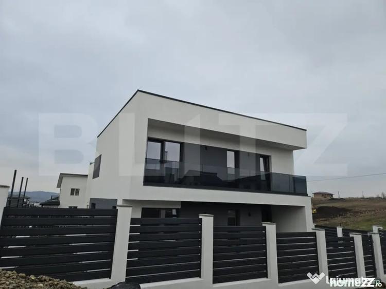 Casă cu 4 camere cu Teren 364 Mp în Miroslava