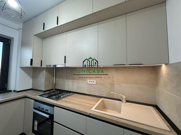 Apartament cu 2 camere decomandat, mobilat în Central