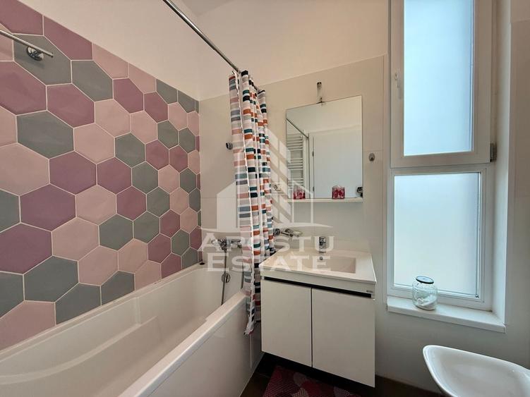 Apartament cu 2 camere semidecomandat, mobilat în Tipografilor