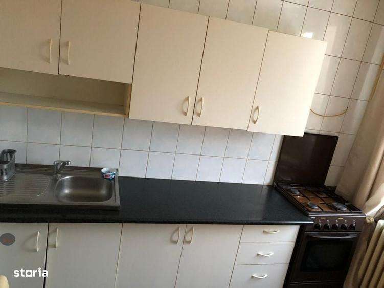 Apartament cu 2 camere decomandat în Aviației
