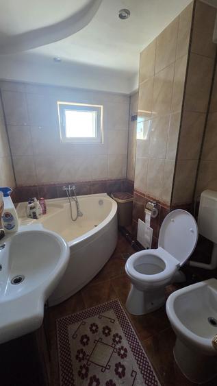 Apartament cu 2 camere decomandat în Aradul Nou