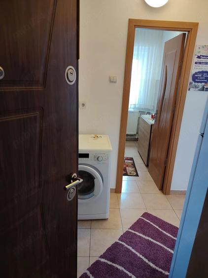 Garsonieră decomandată în Unirii Nord