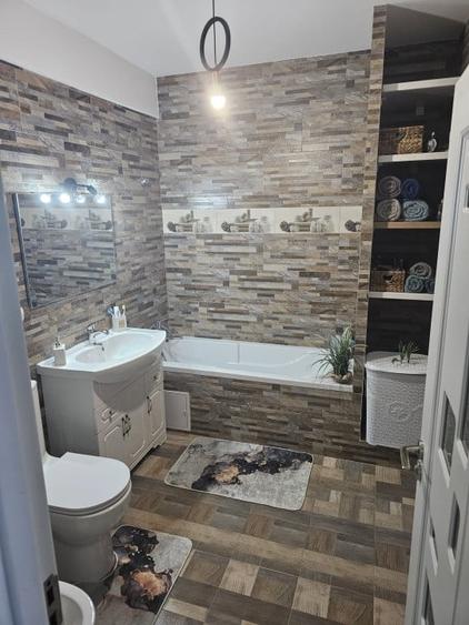 Apartament 3 camere , 65 mp utili , balcon , zona Sesul de Sus - 9
