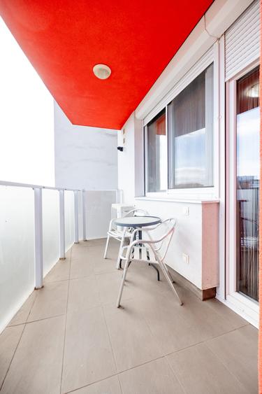 Apartament cu 2 camere semidecomandat în Micălaca