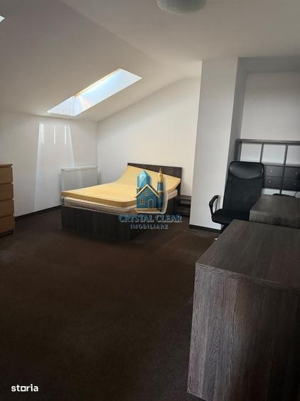 Apartament cu 4 camere decomandat în 7 Noiembrie