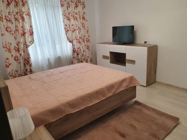 Apartament cu 2 camere decomandat în Cetate