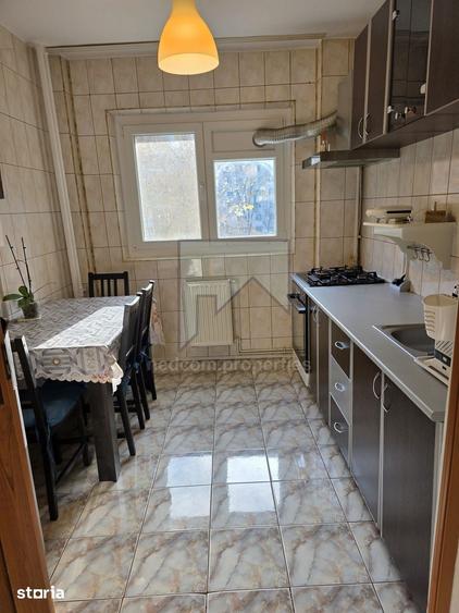 Apartament cu 2 camere semidecomandat în Rahova