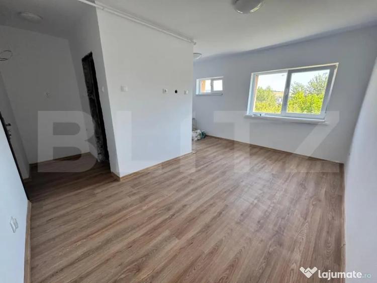 Garsonieră decomandată în Central