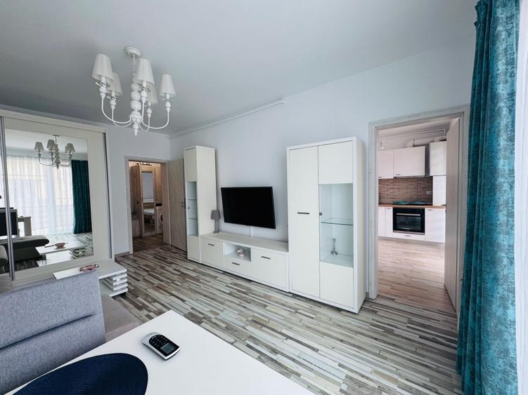 Apartament cu 2 camere decomandat în Soarelui
