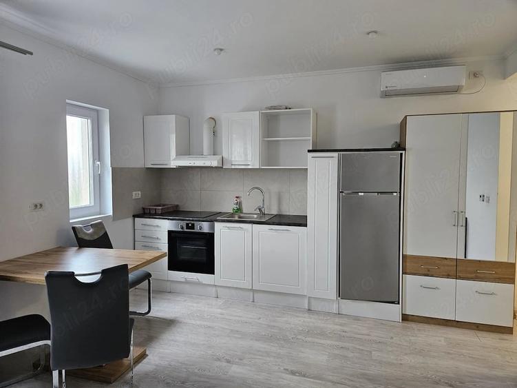Apartament cu 2 camere semidecomandat în Aradului