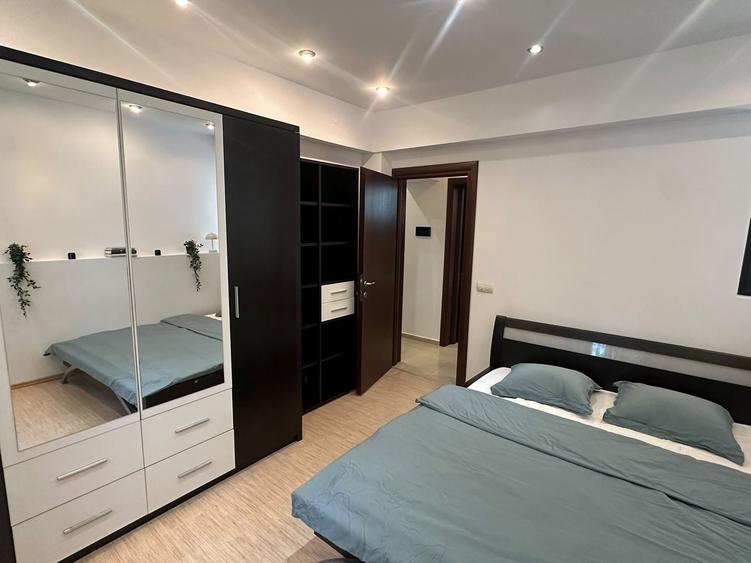 Apartament cu 3 camere decomandat, mobilat în Dristor