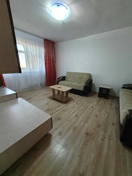 Apartament cu 2 camere decomandat în City Park Mall