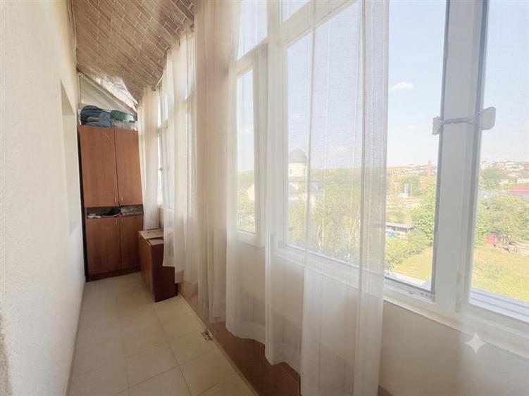 Apartament cu 3 camere decomandat, mobilat în Lunca Cetățuii