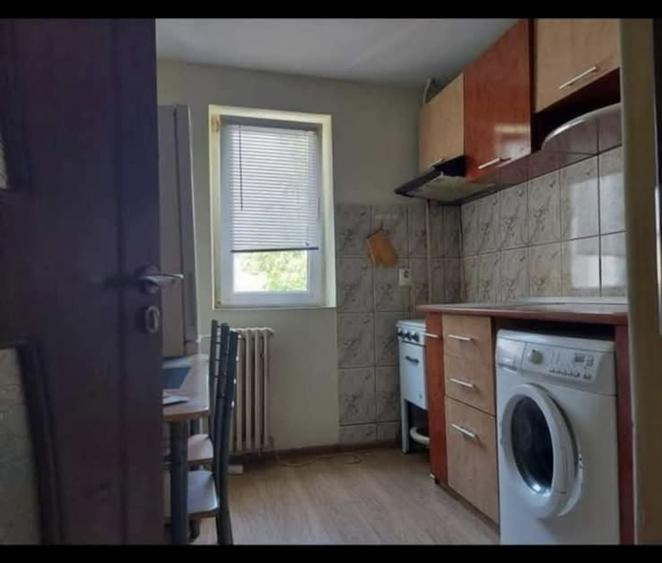 Garsonieră decomandată în Traian