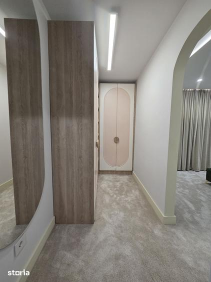 Casă cu 4 camere cu Teren 352 Mp în Școlilor