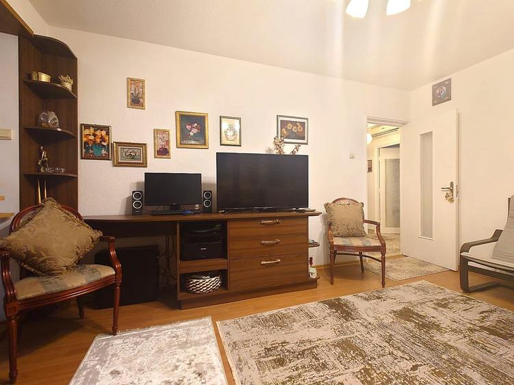 Apartament cu 2 camere decomandat, mobilat în Drumul Taberei