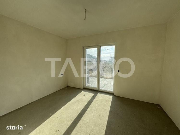 Casă cu 4 camere cu Teren 120 Mp în Vest