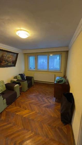 Apartament cu 2 camere semidecomandat în Abator