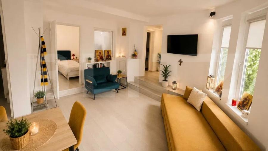 Apartament cu 3 camere decomandat în Cetate