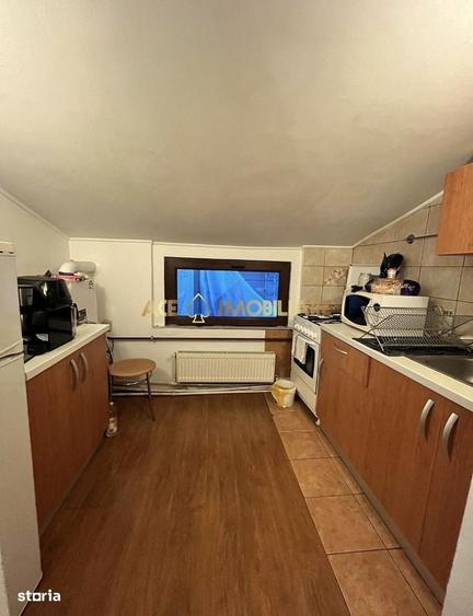 Apartament cu 4 camere în Unirii