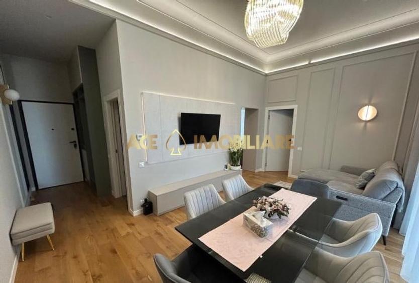 Apartament cu 4 camere decomandat în Cotroceni