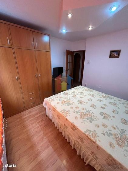 Apartament cu 2 camere decomandat în Călărași