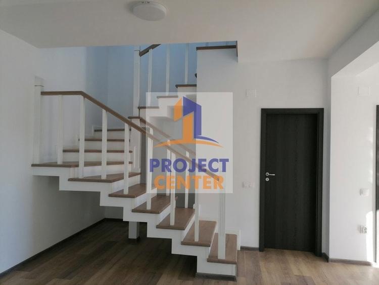 Casă cu 4 camere cu Teren 200 Mp în Budeasa