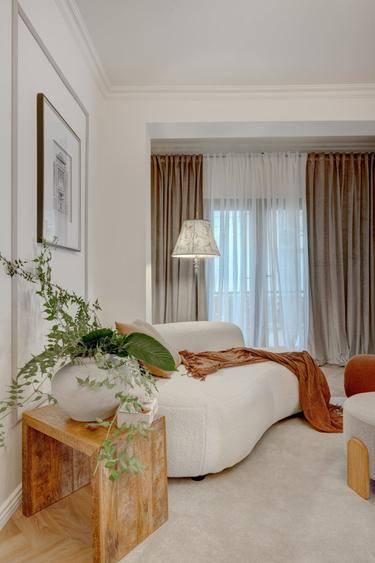 Apartament cu 4 camere semidecomandat, mobilat în Cotroceni