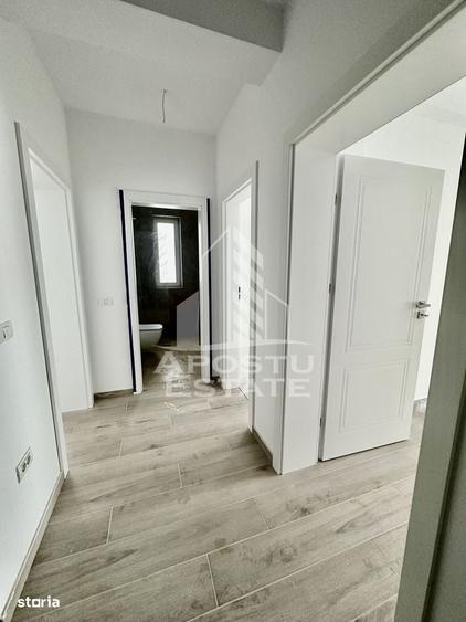 Apartament cu 2 camere decomandat în Ghiroda