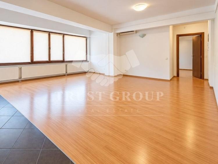 Apartament cu 3 camere decomandat în Cișmigiu