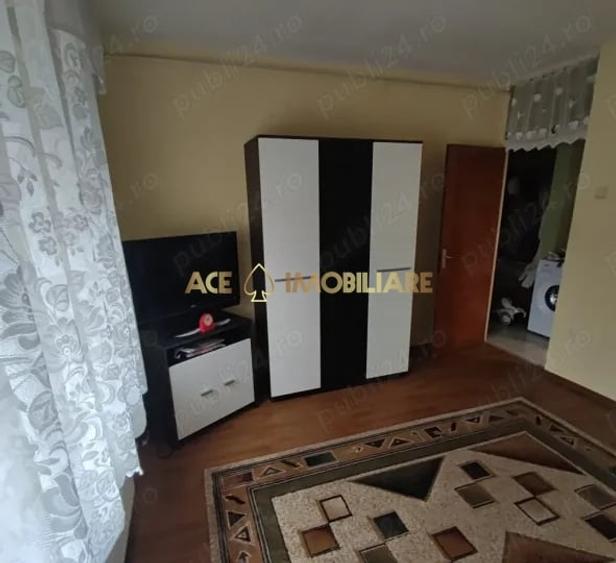 Apartament cu 2 camere decomandat, mobilat în Decebal