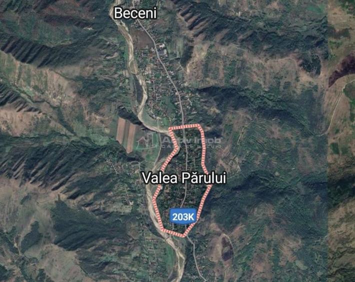 Teren de 1353 mp, în Beceni