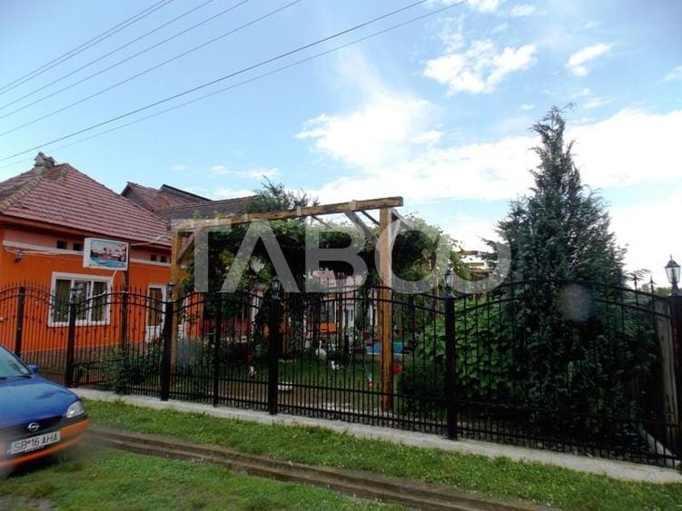 Hotel/Pensiune, de 347 mp, în Cârțișoara