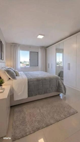 Apartament cu 3 camere decomandat în Titan