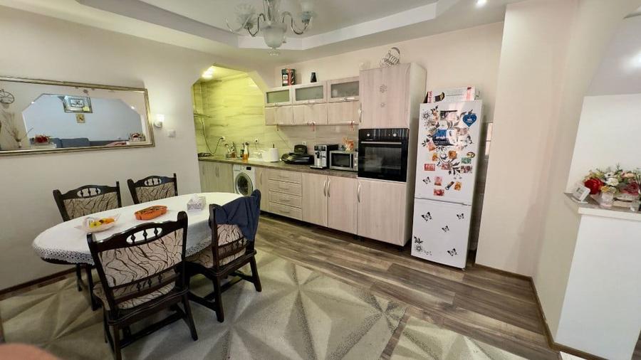 Casă cu 3 camere cu Teren 800 Mp în Central
