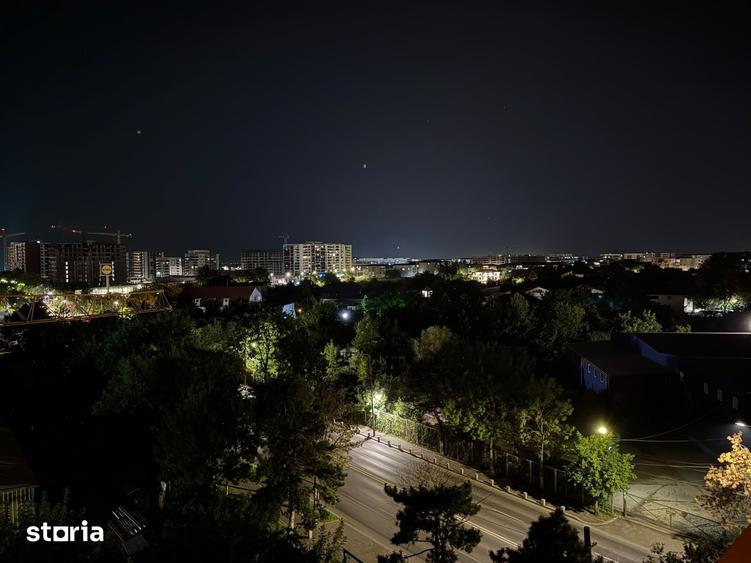 Apartament cu 3 camere în Apărătorii Patriei