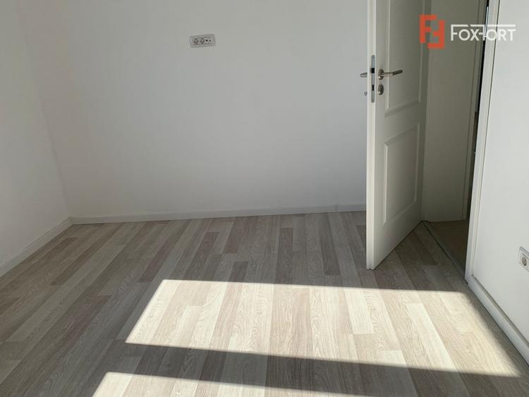 Duplex cu 3 camere cu Canalizare în Moșnița Veche